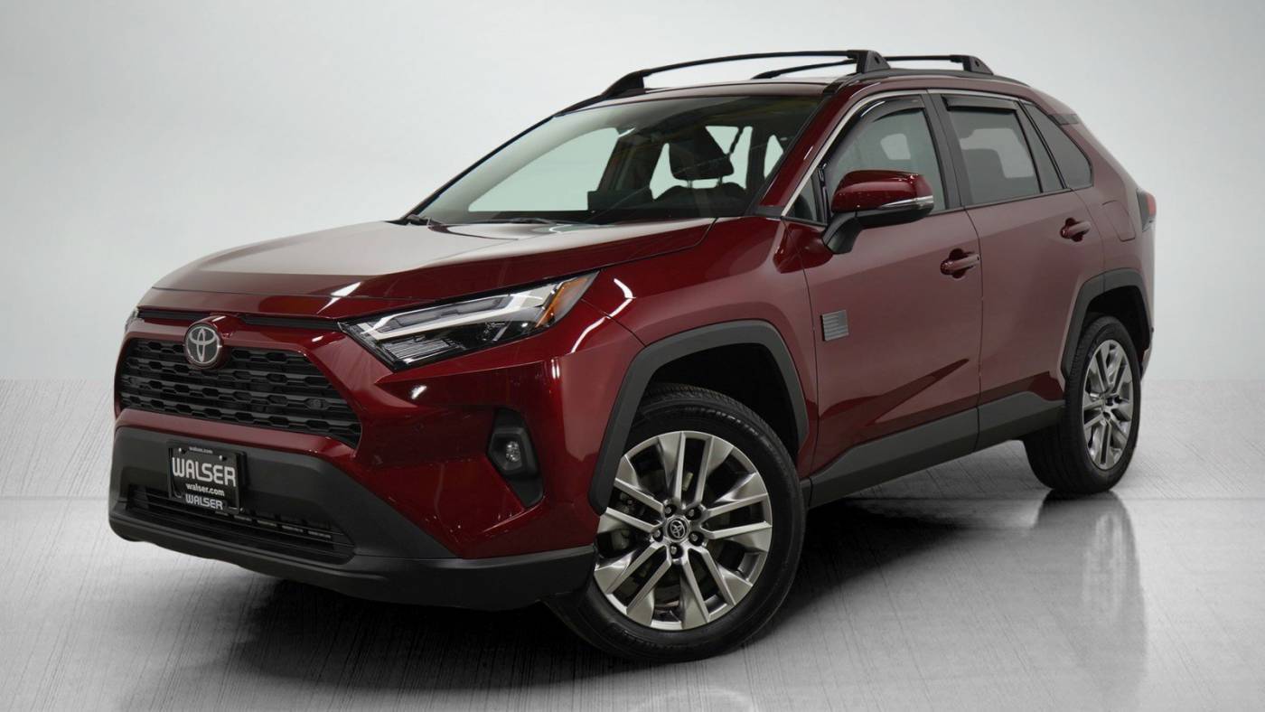 2022 Toyota RAV4 XLE Premium — SUV — 19,525 mi — Burnsville, MN