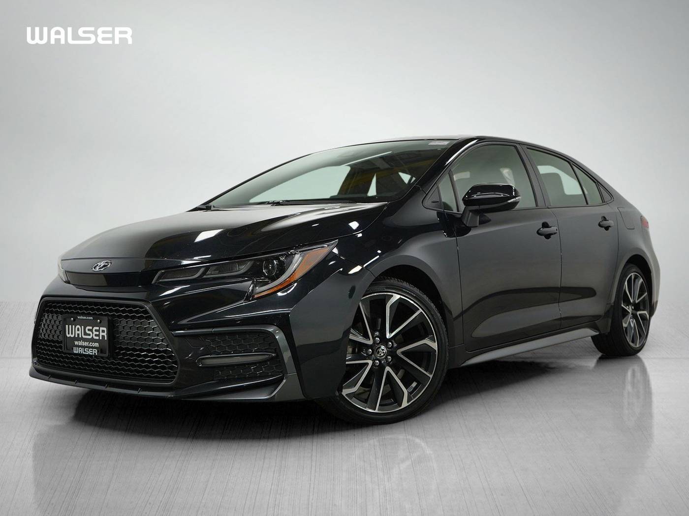 2020 Toyota Corolla SE — Sedan — 50,393 mi — Burnsville, MN
