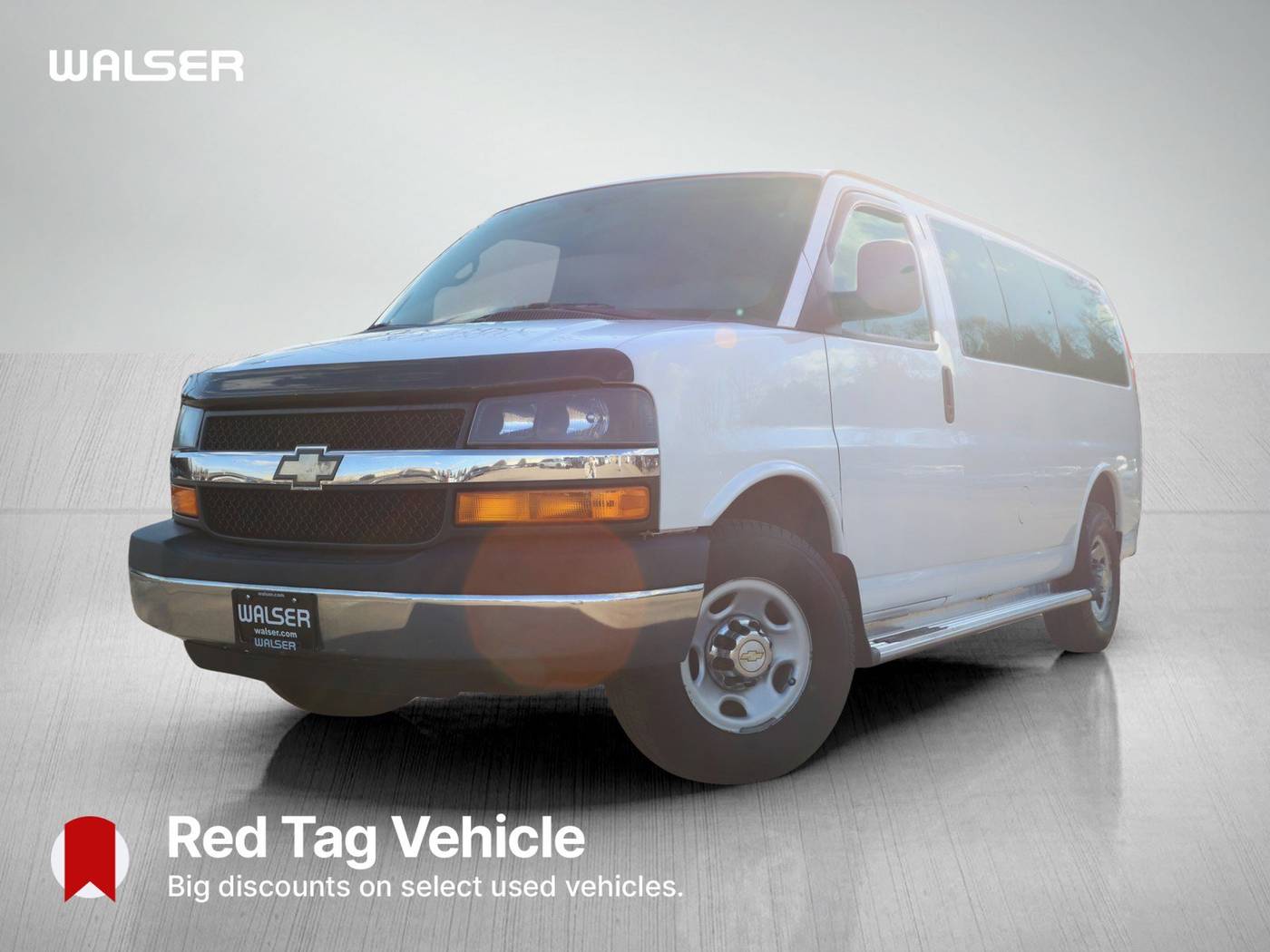 2014 Chevrolet Express Passenger LT — Passenger Van — 86,521 mi — Burnsville, MN