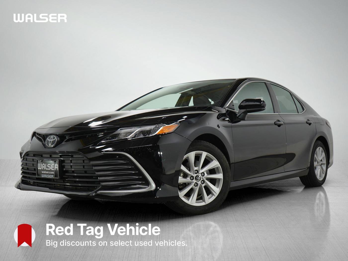 2024 Toyota Camry LE — Sedan — 23,957 mi — Burnsville, MN