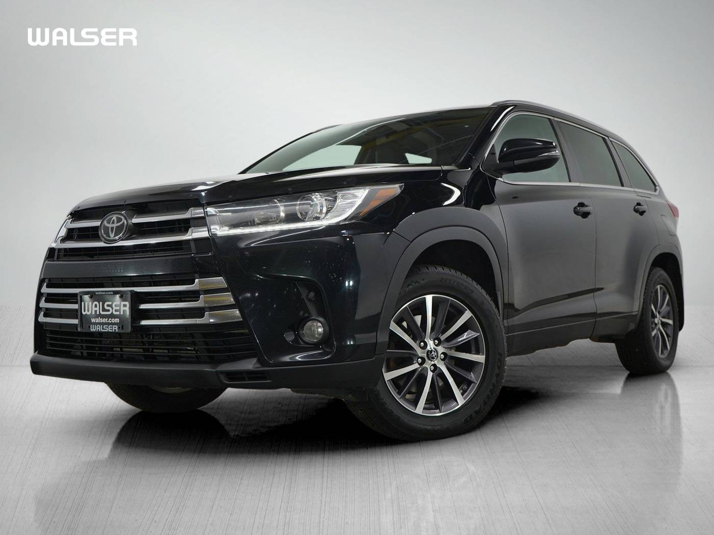 2017 Toyota Highlander XLE — SUV — 71,866 mi — Burnsville, MN