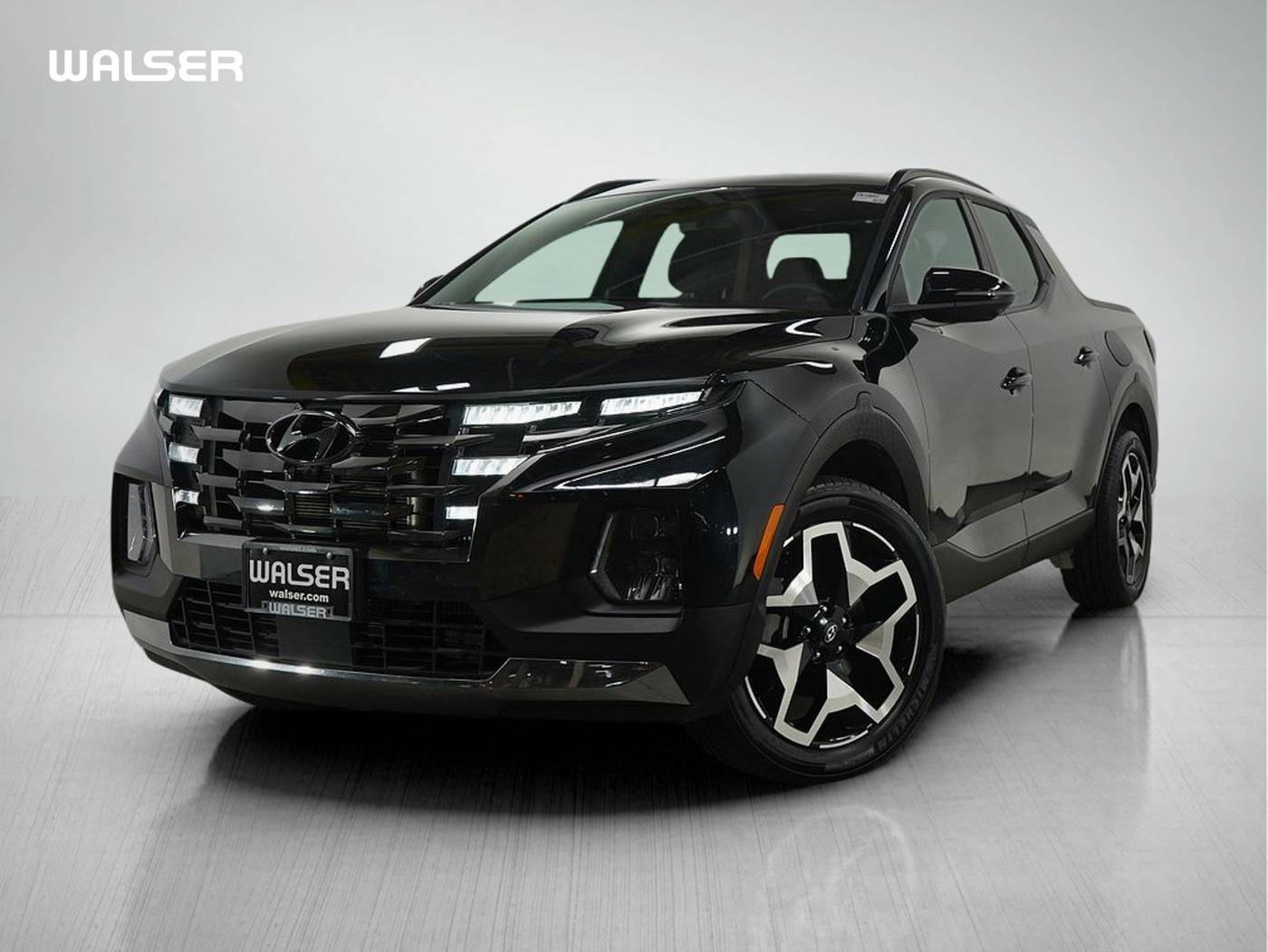2023 Hyundai Santa Cruz Limited — Pickup Truck — 20,968 mi — Burnsville, MN