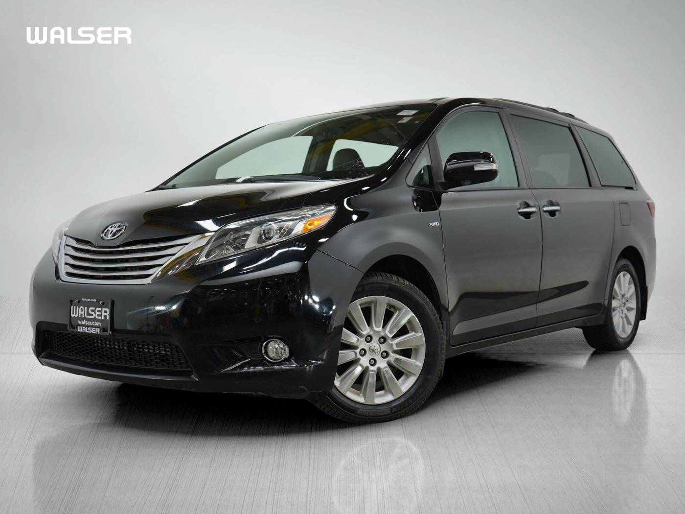 2017 Toyota Sienna XLE — Minivan — 102,012 mi — Burnsville, MN