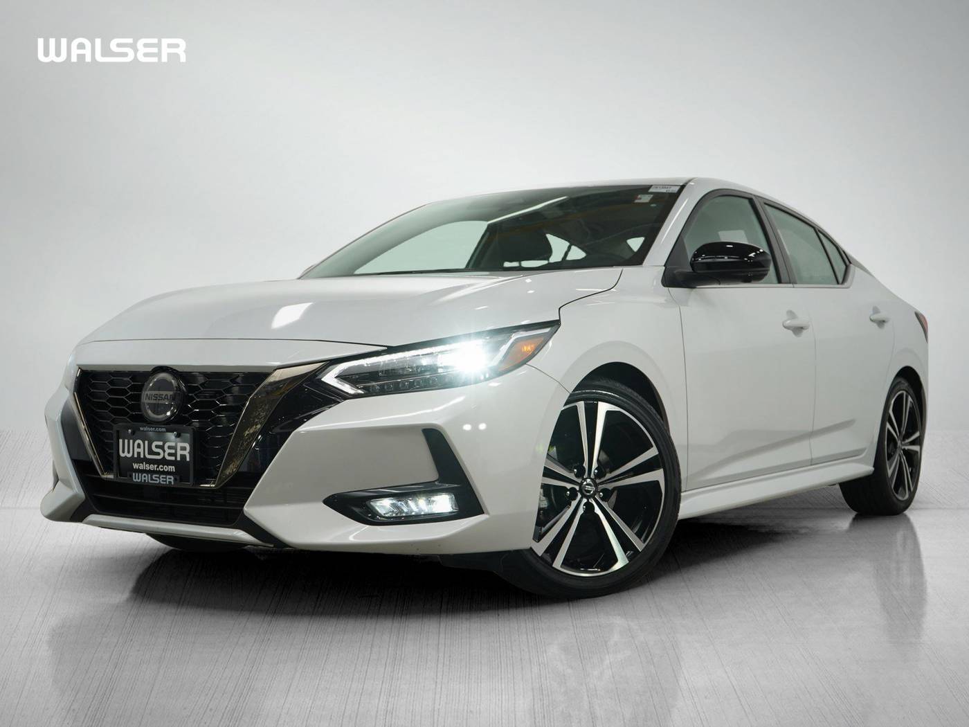2022 Nissan Sentra SR — Sedan — 16,240 mi — Burnsville, MN
