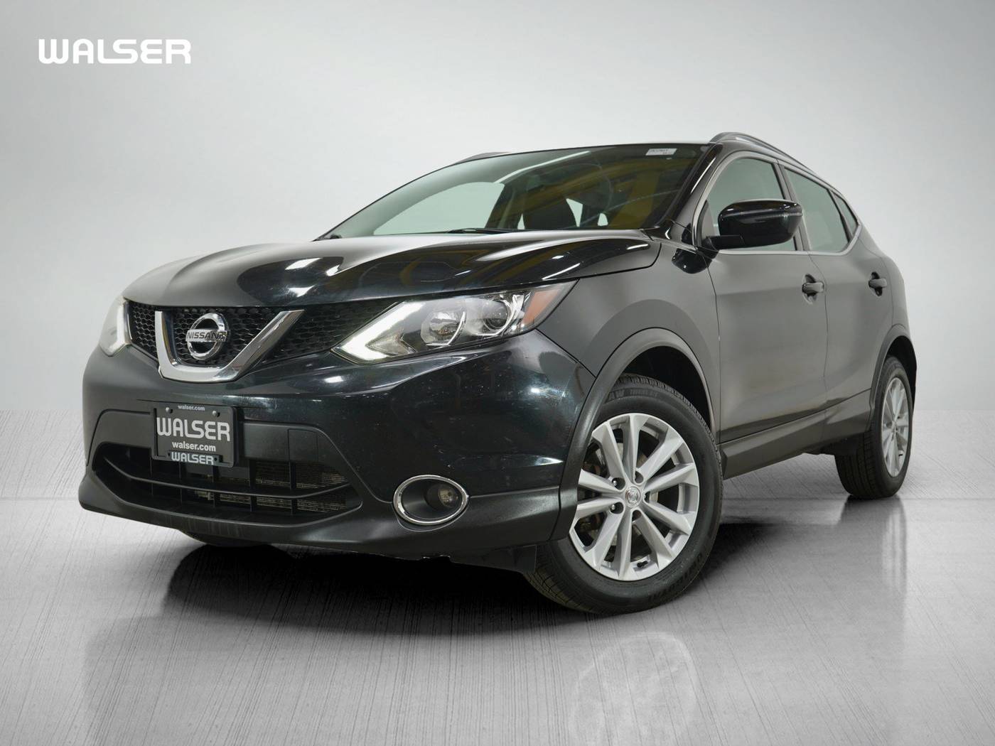 2017 Nissan Rogue Sport SV — SUV — 135,127 mi — Burnsville, MN