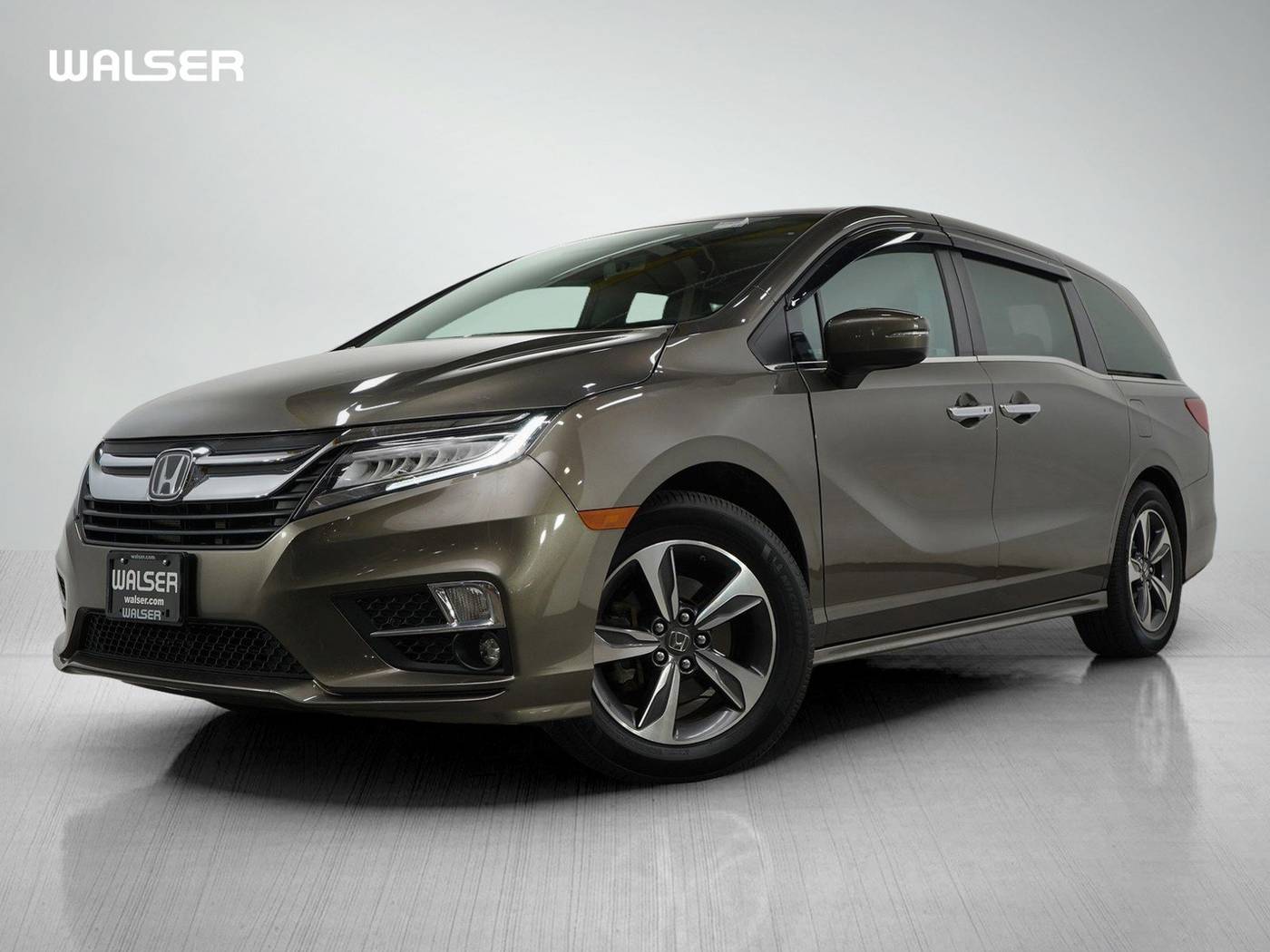 2019 Honda Odyssey Touring — Minivan — 155,512 mi — Burnsville, MN