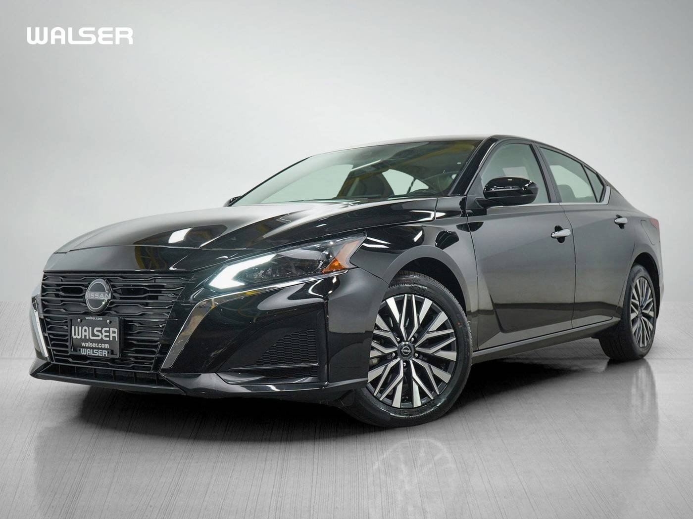 2023 Nissan Altima SV — Sedan — 39,841 mi — Burnsville, MN