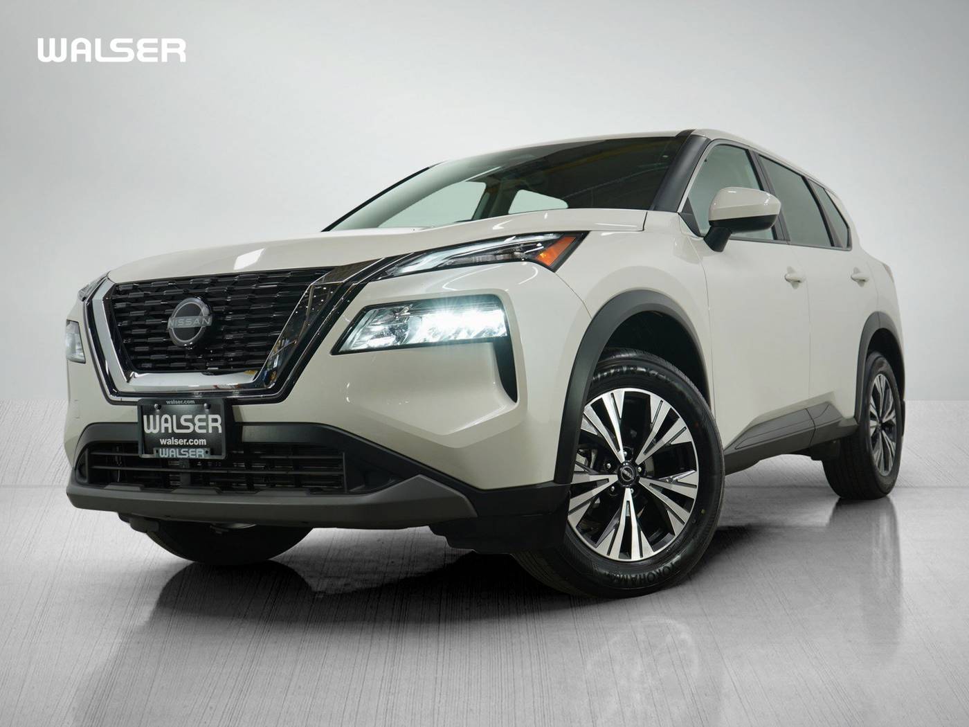 2023 Nissan Rogue SV — SUV — 10,211 mi — Burnsville, MN