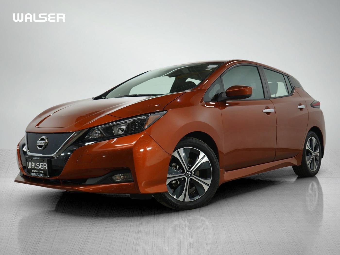 2022 Nissan LEAF SV — Hatchback — 22,614 mi — Burnsville, MN