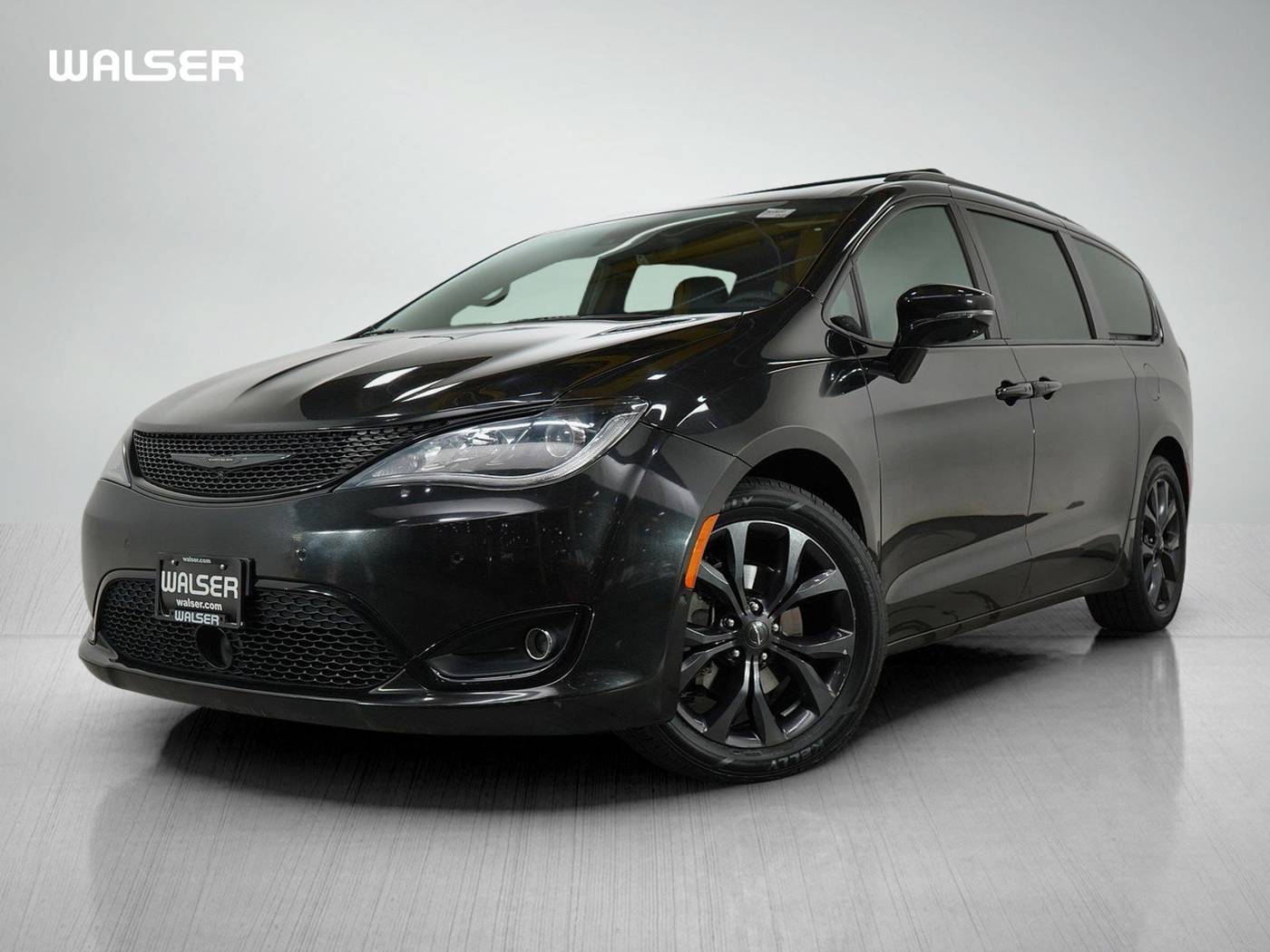 2018 Chrysler Pacifica Limited — Minivan — 114,220 mi — Burnsville, MN