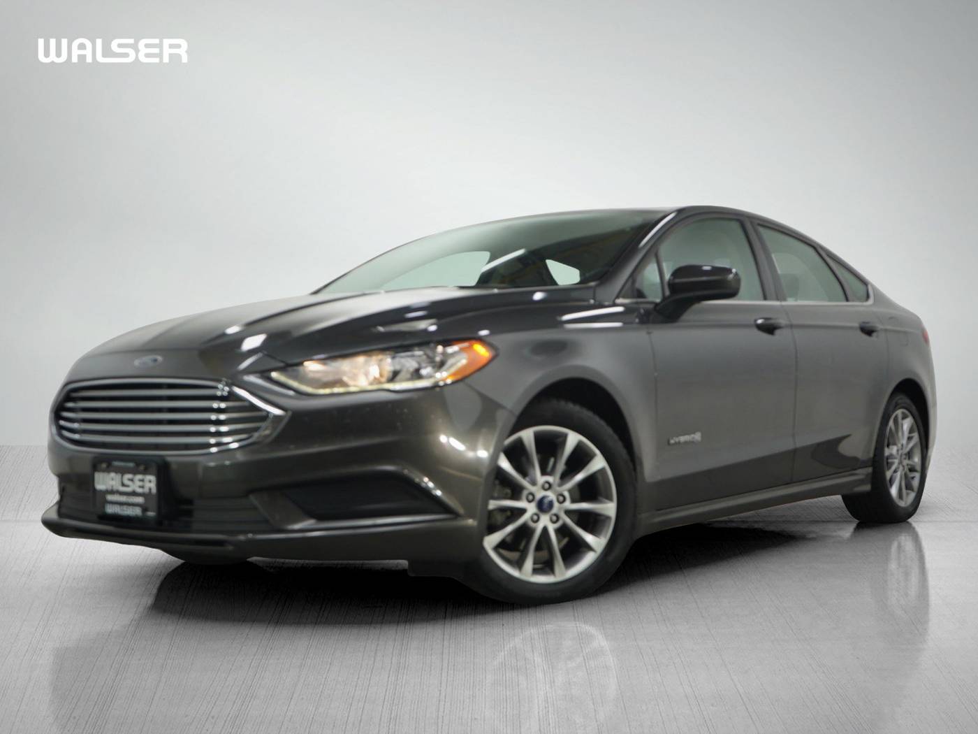 2017 Ford Fusion Hybrid SE — Sedan — 103,260 mi — Burnsville, MN