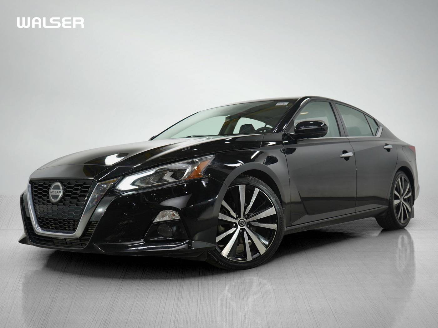 2020 Nissan Altima Platinum VC-Turbo — Sedan — 120,755 mi — Burnsville, MN