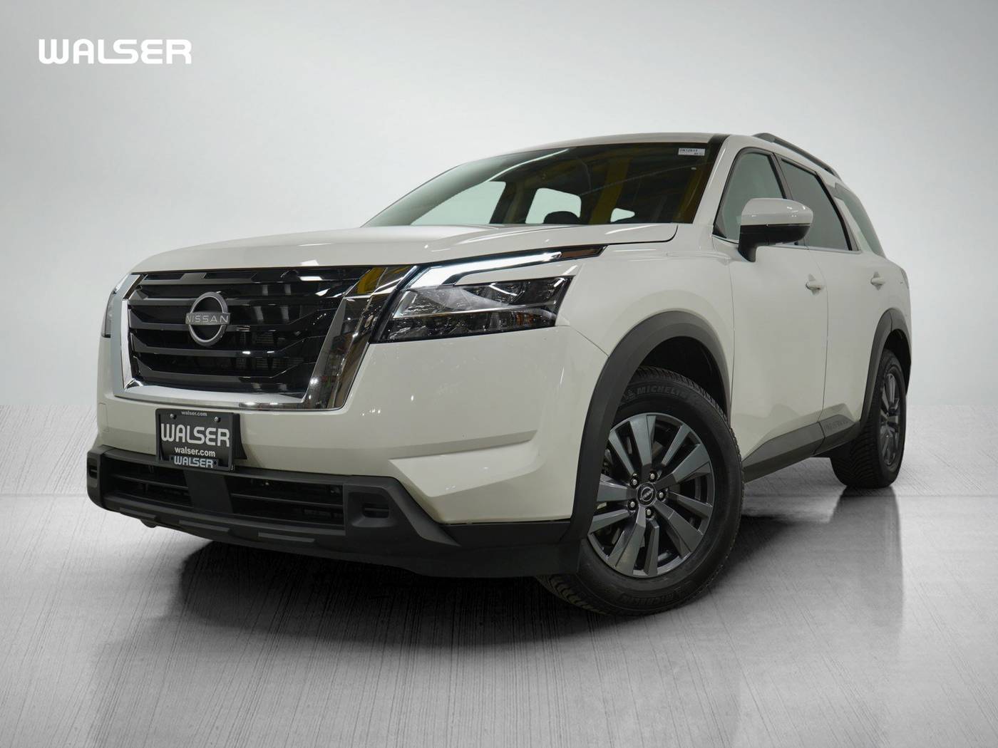 2022 Nissan Pathfinder SV — SUV — 40,781 mi — Burnsville, MN