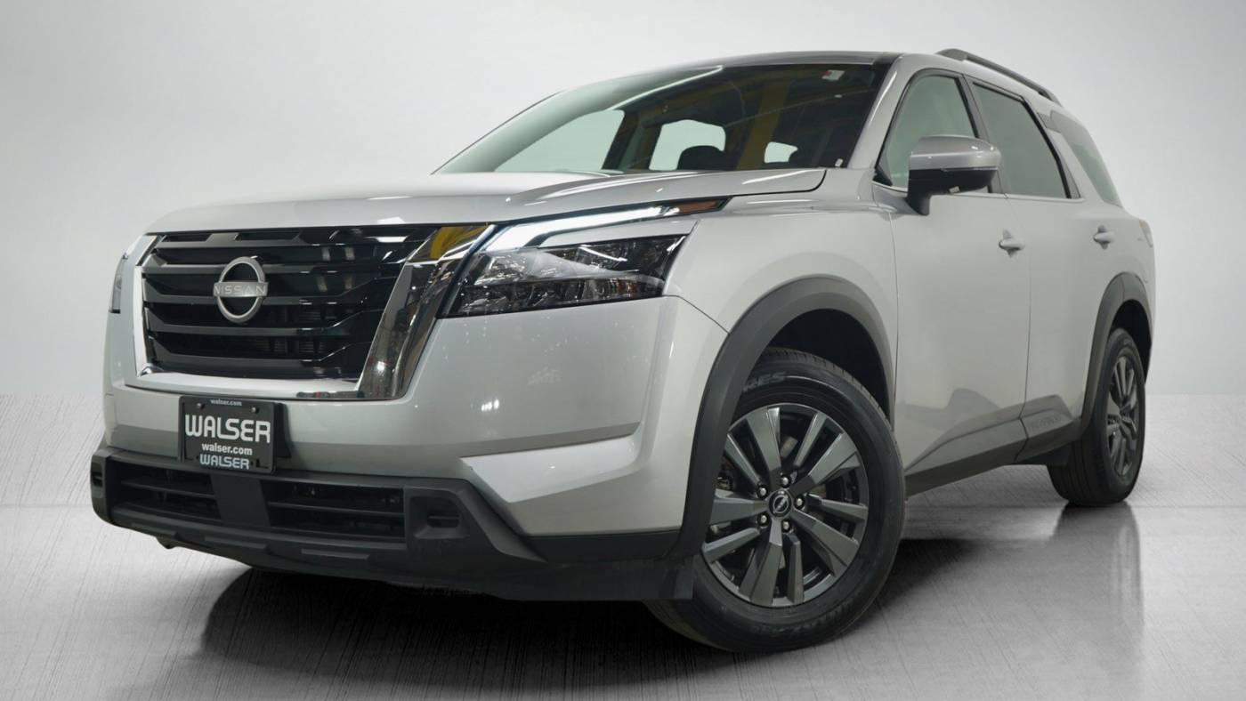 2023 Nissan Pathfinder SV — SUV — 21,826 mi — Burnsville, MN