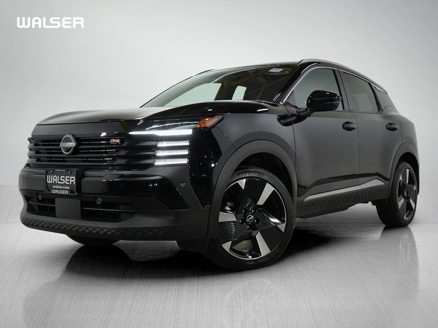 2025 Nissan Kicks SR — SUV — 7,325 mi — Burnsville, MN