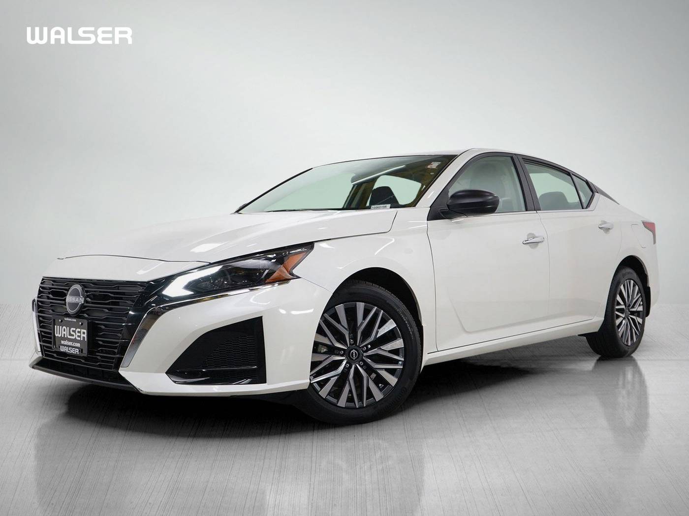 2024 Nissan Altima SV — Sedan — 9,488 mi — Wayzata, MN