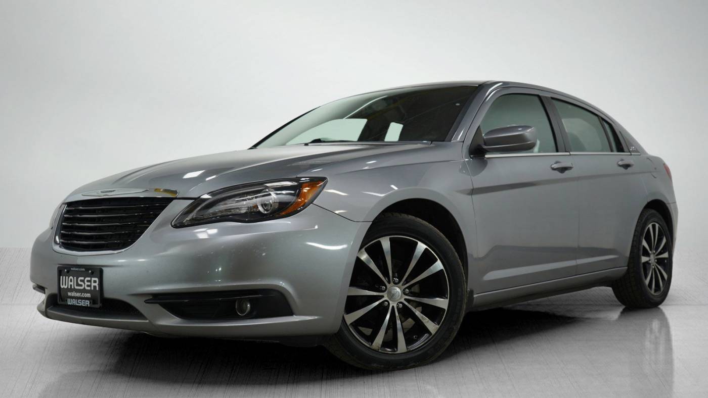 2014 Chrysler 200 Limited — Sedan — 93,313 mi — Wayzata, MN