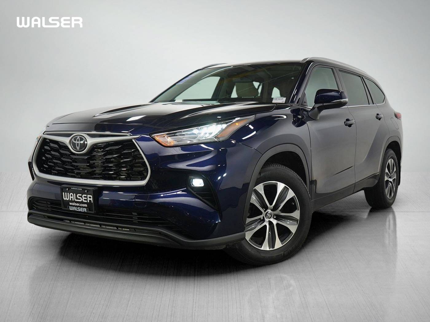 2022 Toyota Highlander XLE — SUV — 20,449 mi — Wayzata, MN