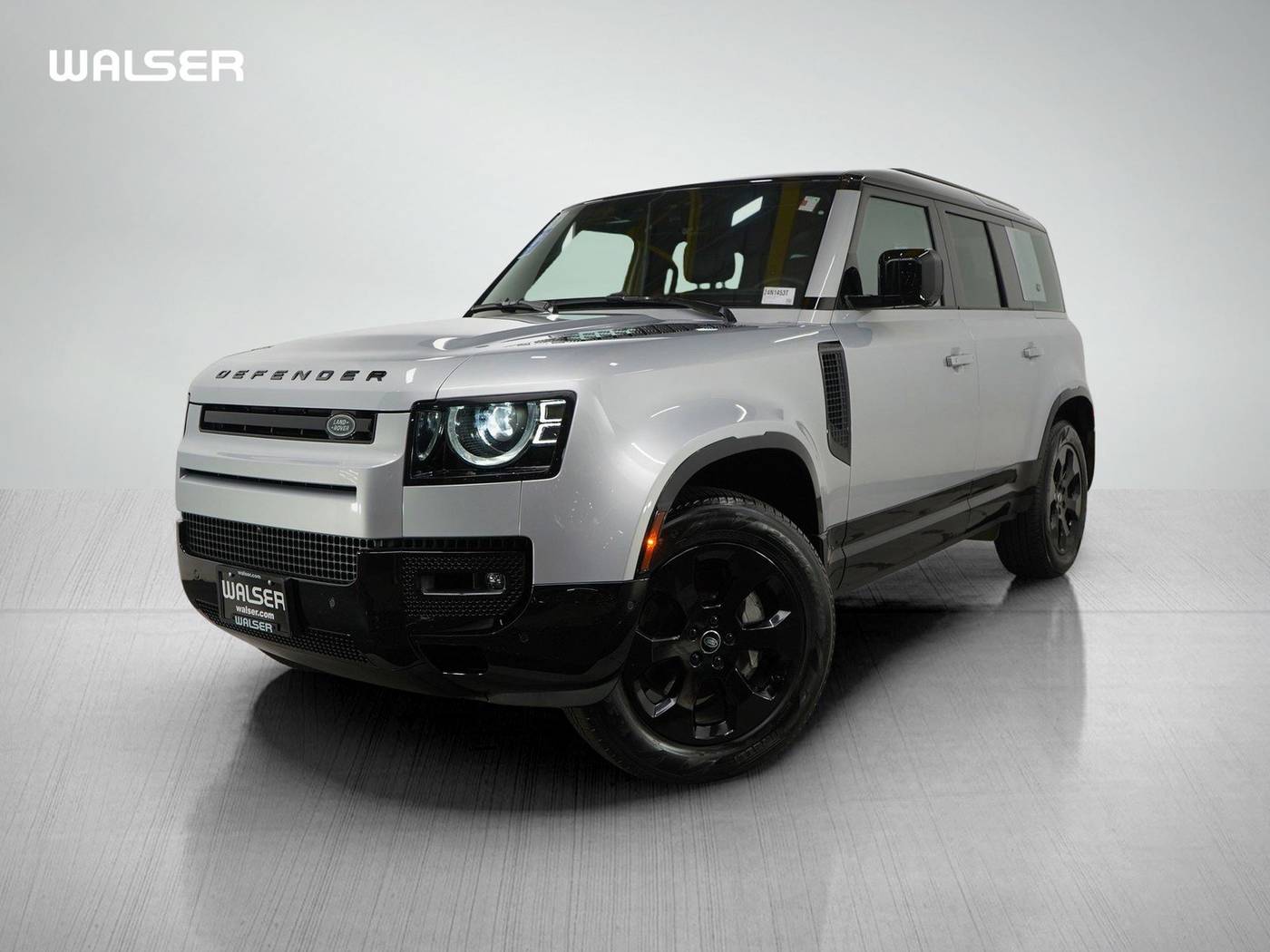 2024 Land Rover Defender X-Dynamic SE — SUV — 8,345 mi — Wayzata, MN