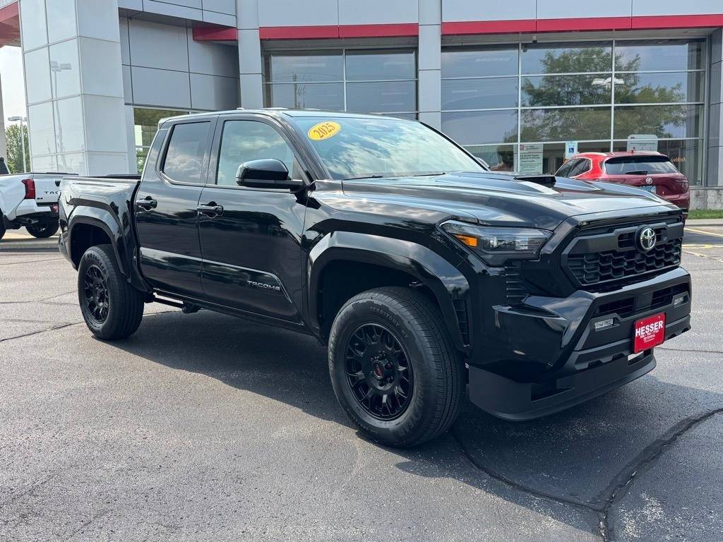 2025 Toyota Tacoma TRD Sport — Pickup Truck — 197 mi — Janesville, WI