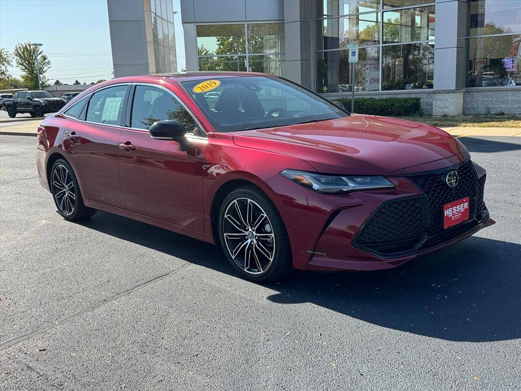 2019 Toyota Avalon Touring — Sedan — 17,449 mi — Janesville, WI