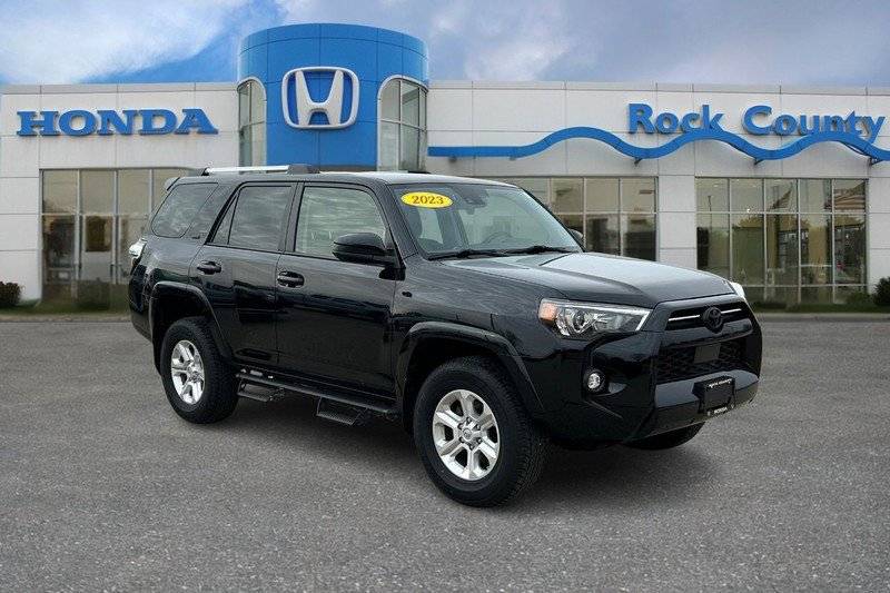 2023 Toyota 4Runner SR5 — SUV — 35,905 mi — Janesville, WI