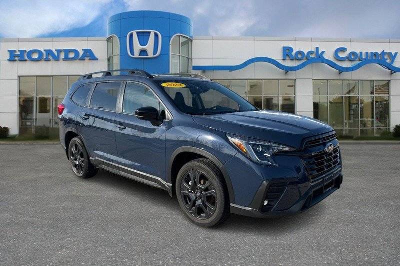 2024 Subaru Ascent Onyx Edition — SUV — 10,548 mi — Janesville, WI