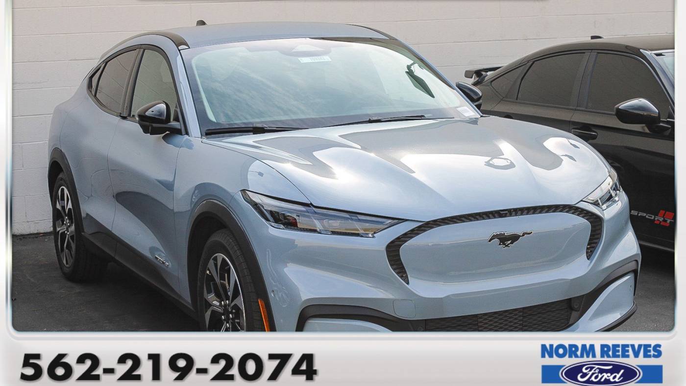 2024 Ford Mustang Mach-E Select — SUV — 5,549 mi — Cerritos, CA