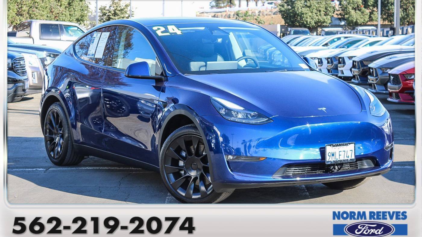 2024 Tesla Model Y Long Range — SUV — 17,567 mi — Cerritos, CA