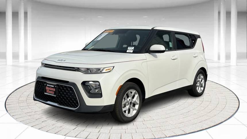 2022 Kia Soul LX — Hatchback — 25,746 mi — Gardena, CA