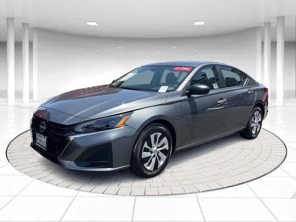 2025 Nissan Altima S — Sedan — 2,701 mi — Gardena, CA
