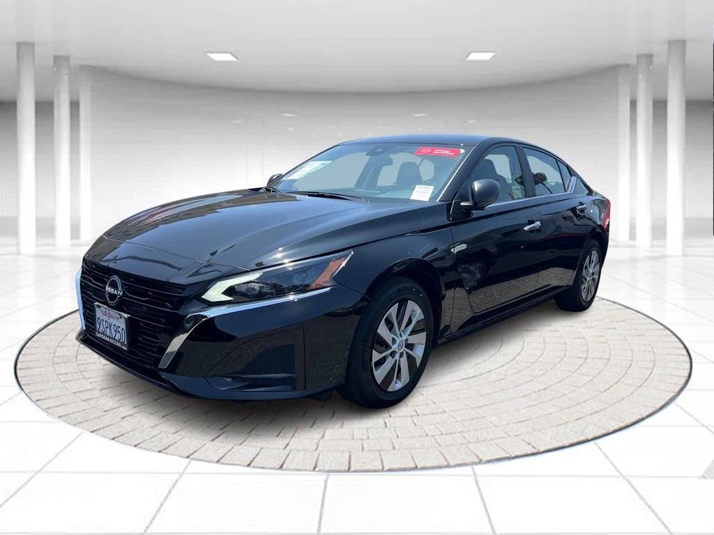 2025 Nissan Altima S — Sedan — 1,560 mi — Gardena, CA