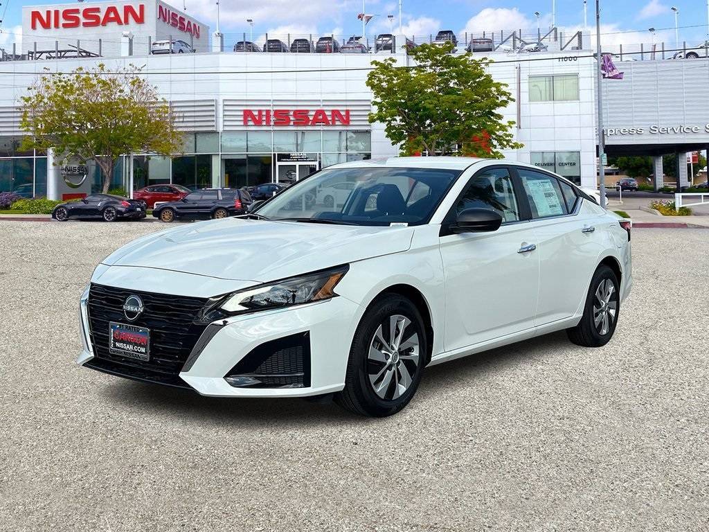 2025 Nissan Altima S — Sedan — 223 mi — Gardena, CA