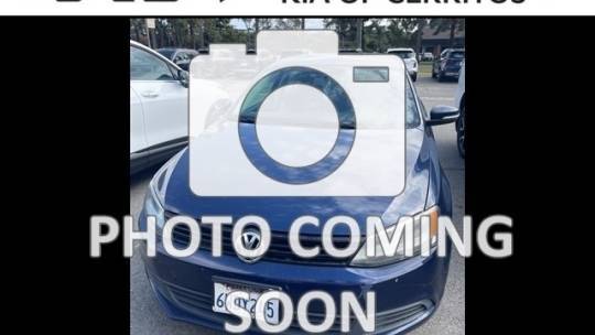 2012 Volkswagen Jetta SE — Sedan — 122,739 mi — Cerritos, CA