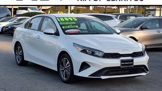 2022 Kia Forte LXS — Sedan — 28,688 mi — Cerritos, CA