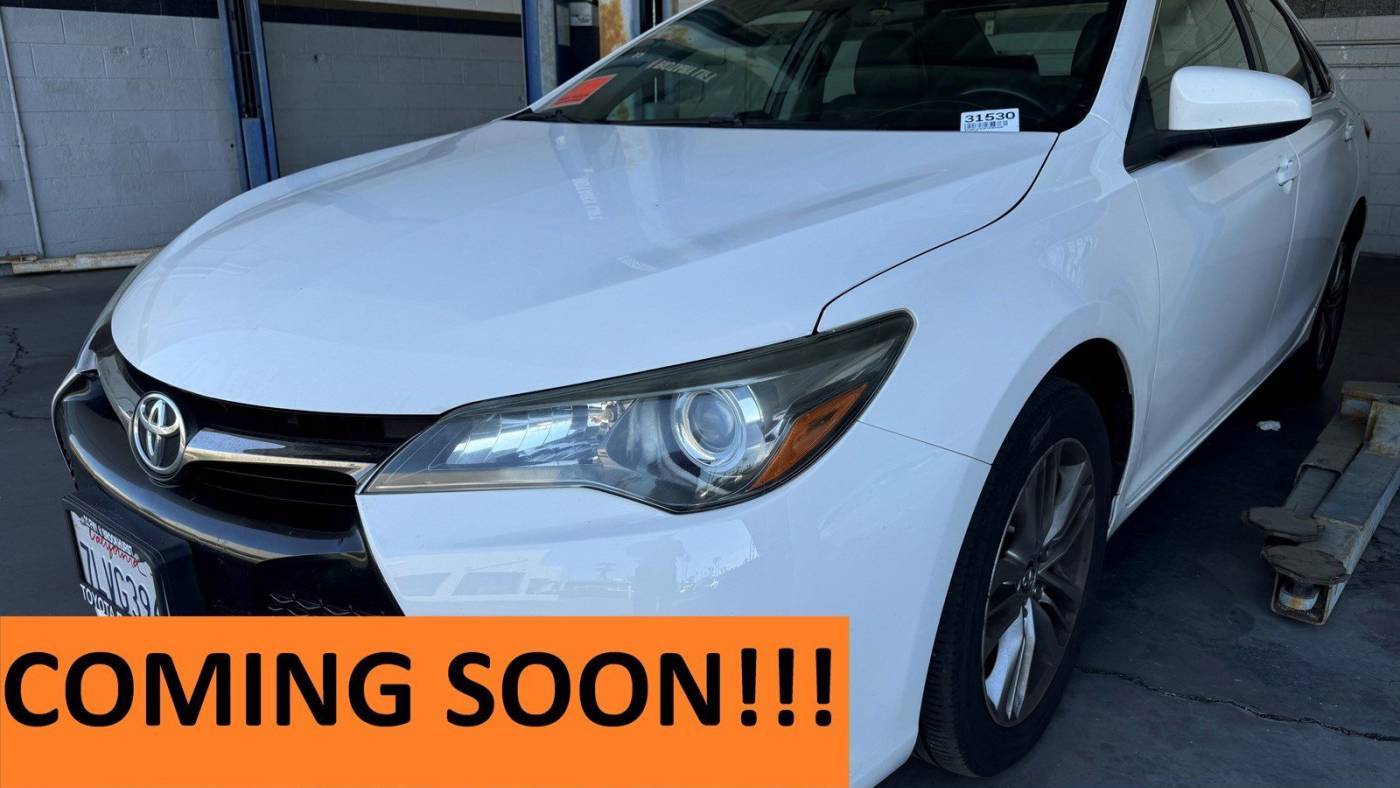 2015 Toyota Camry SE — Sedan — 124,912 mi — Westminster, CA