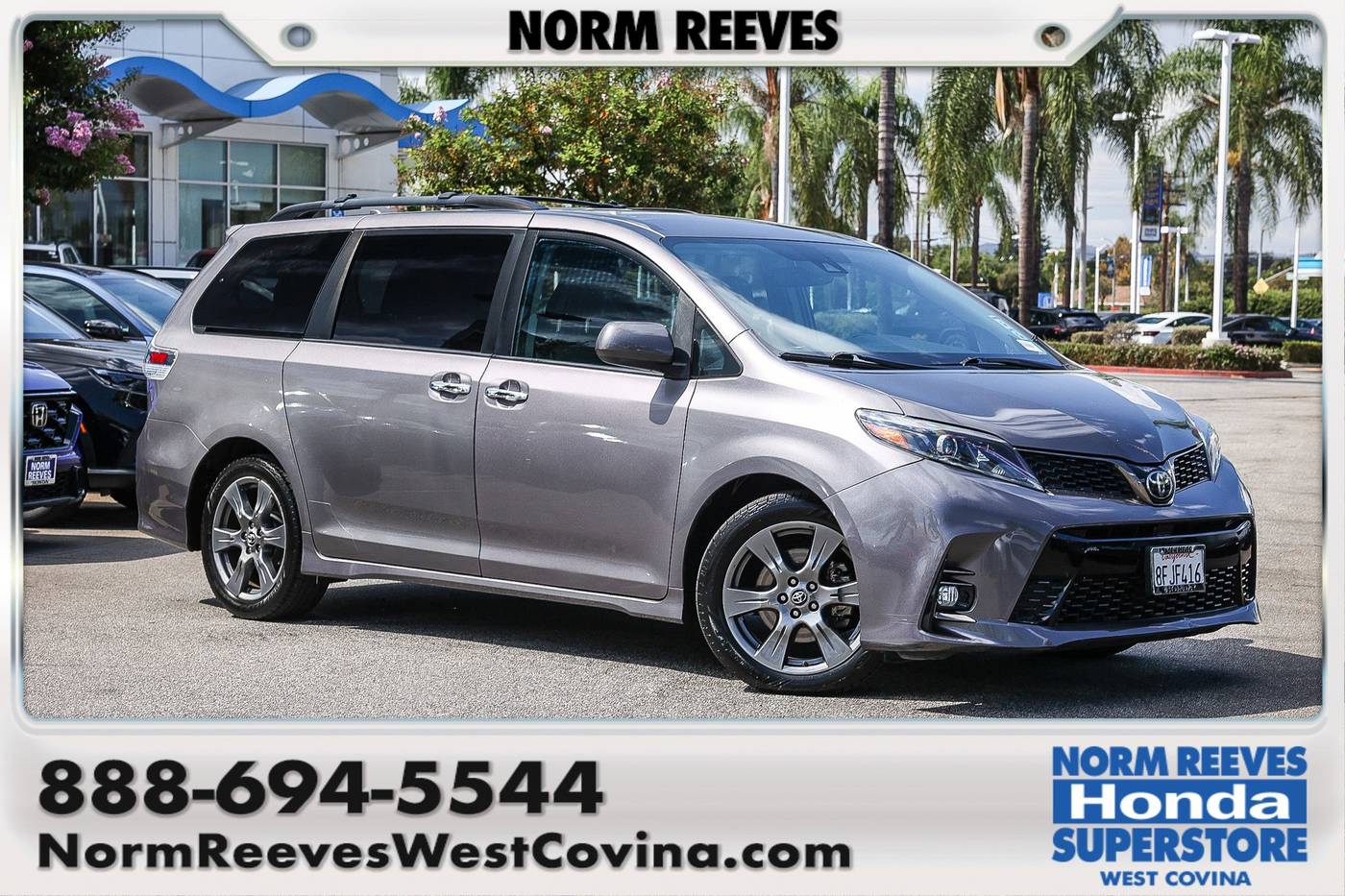 2018 Toyota Sienna SE — Minivan — 87,448 mi — West Covina, CA
