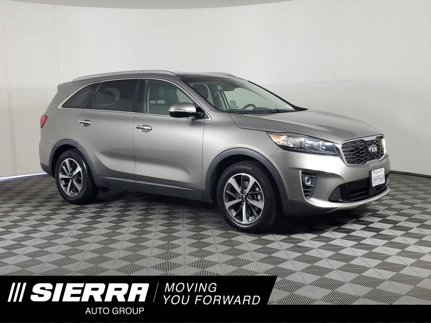 2019 Kia Sorento EX V6 — SUV — 28,734 mi — Monrovia, CA