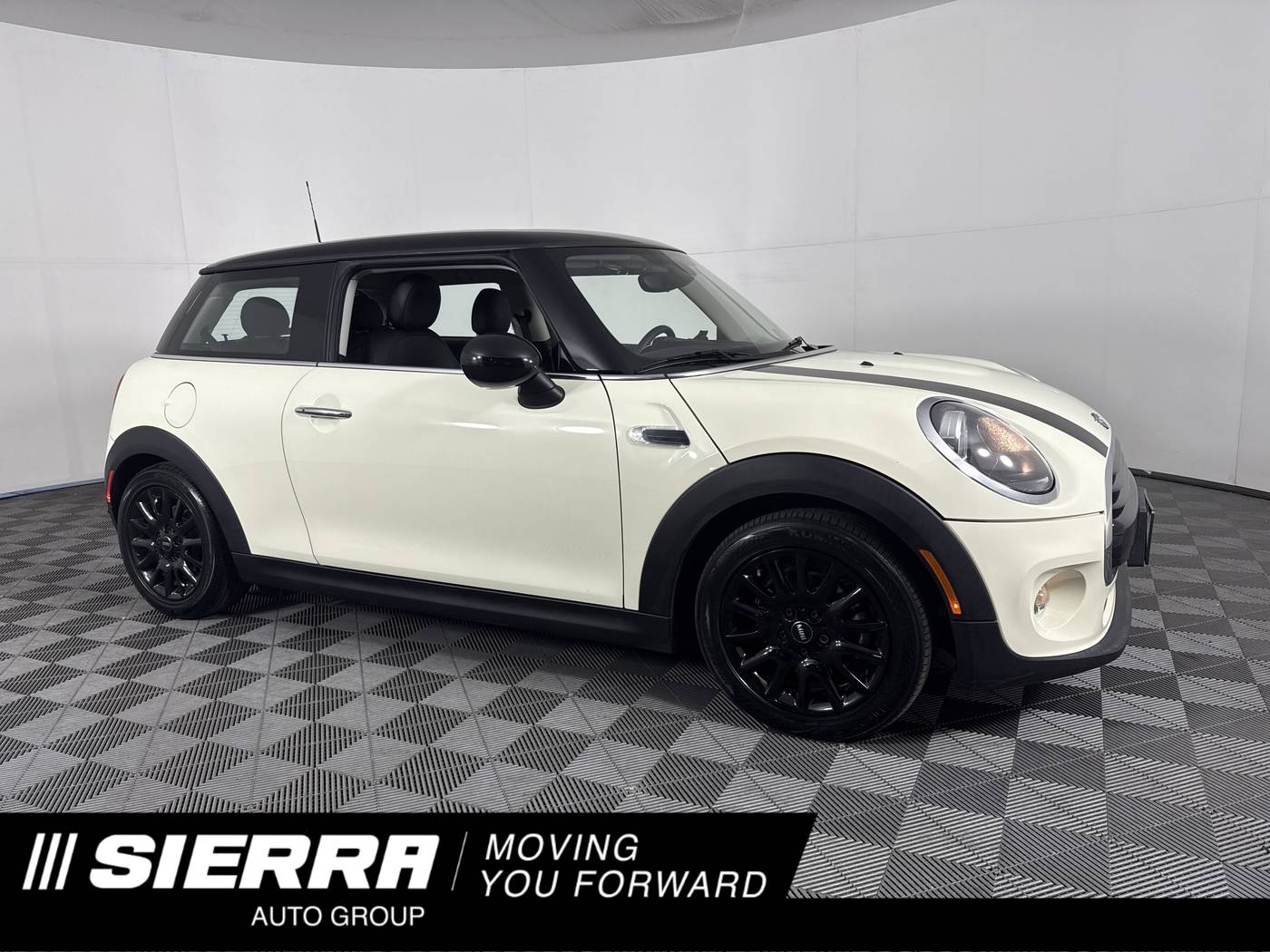 2019 MINI Hardtop Cooper — Hatchback — 29,624 mi — Monrovia, CA
