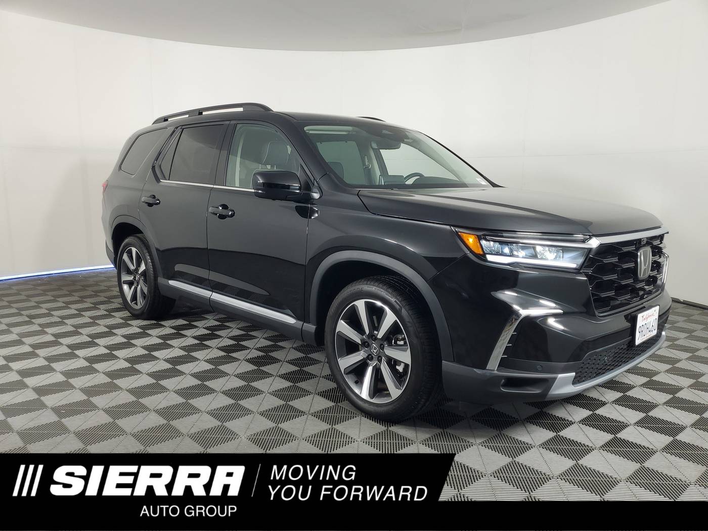 2024 Honda Pilot Elite — SUV — 1,969 mi — Monrovia, CA