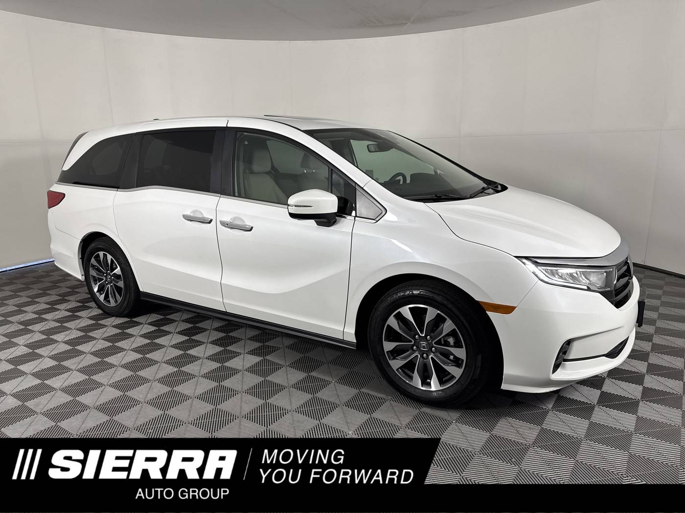 2024 Honda Odyssey EX-L — Minivan — 5,937 mi — Monrovia, CA
