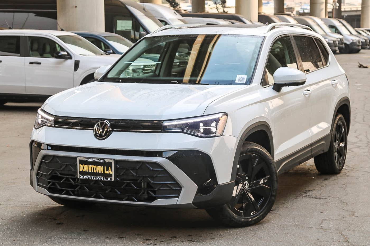 2025 Volkswagen Taos SE — SUV — 2,660 mi — Los Angeles, CA