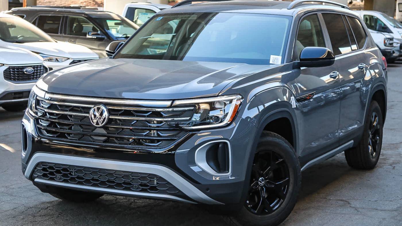 2025 Volkswagen Atlas Peak Edition — SUV — 3,654 mi — Los Angeles, CA