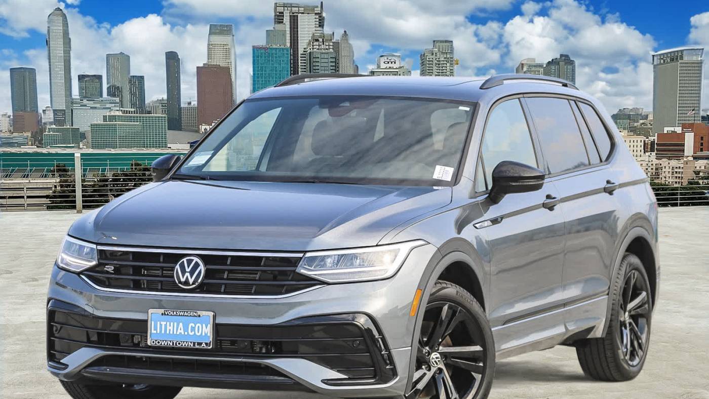2024 Volkswagen Tiguan SE R-Line Black — SUV — 5,096 mi — Los Angeles, CA