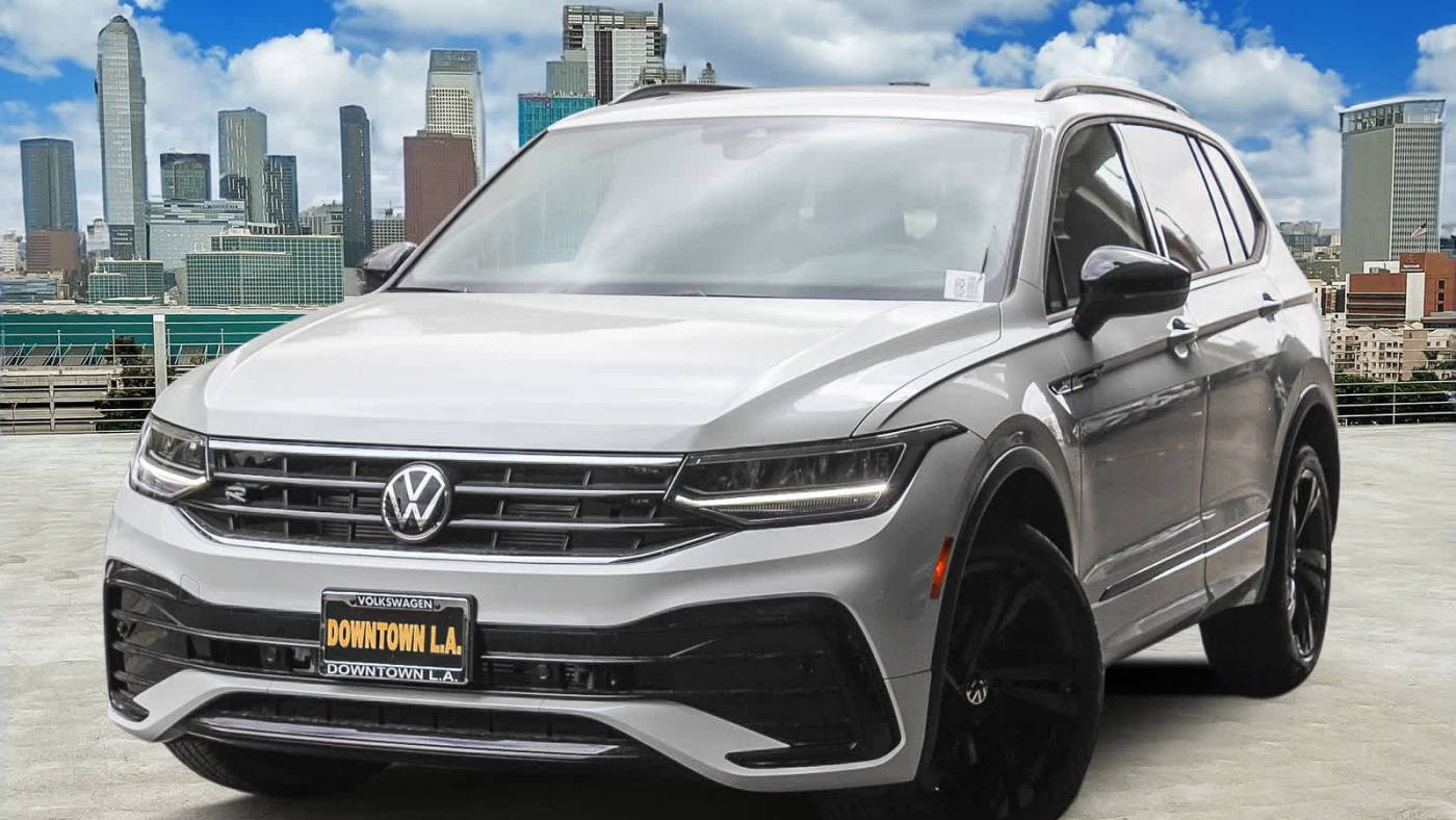 2024 Volkswagen Tiguan SE R-Line Black — SUV — 1,466 mi — Los Angeles, CA
