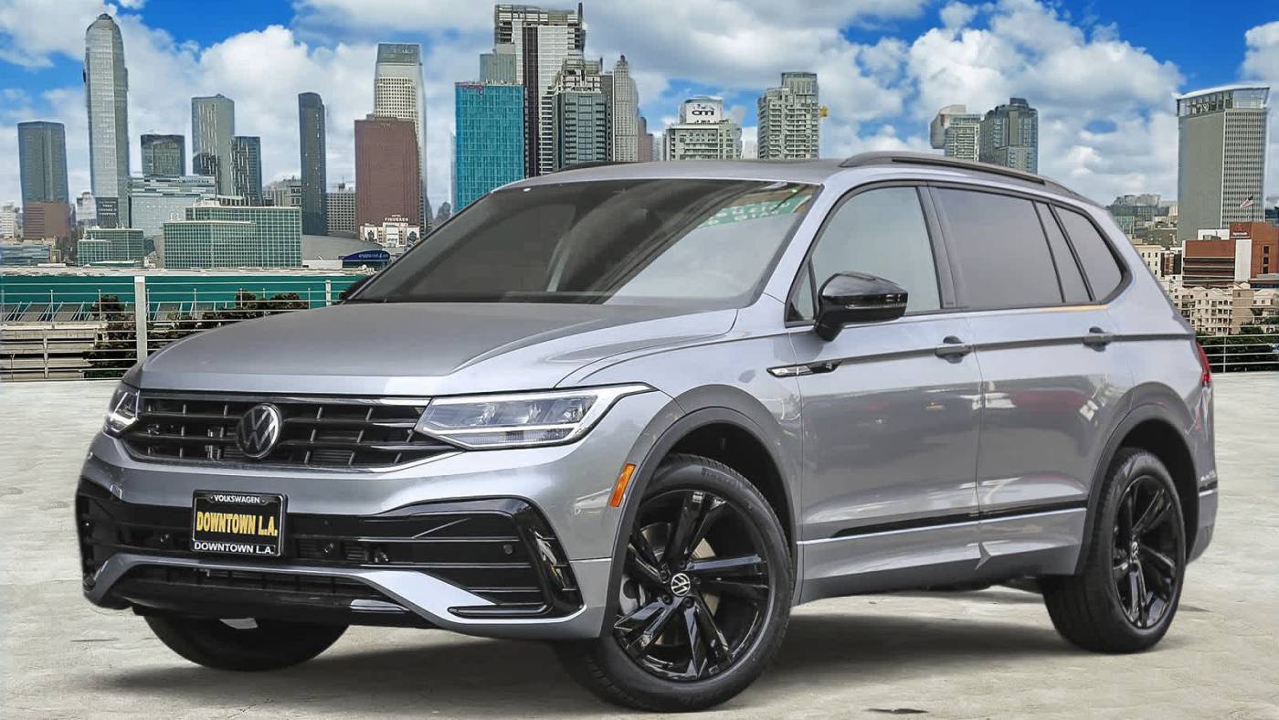 2024 Volkswagen Tiguan SE R-Line Black — SUV — 3,656 mi — Los Angeles, CA