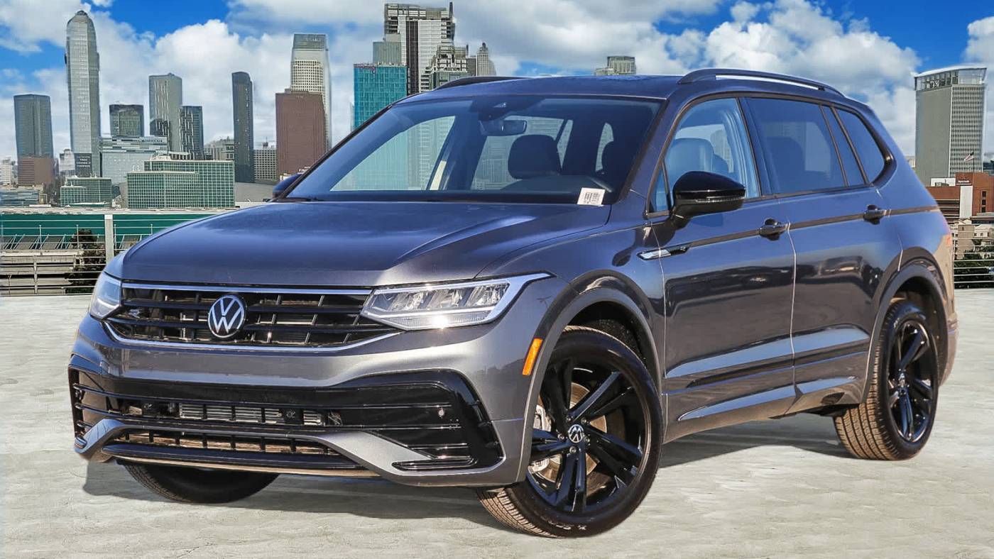2024 Volkswagen Tiguan SE R-Line Black — SUV — 2,536 mi — Los Angeles, CA