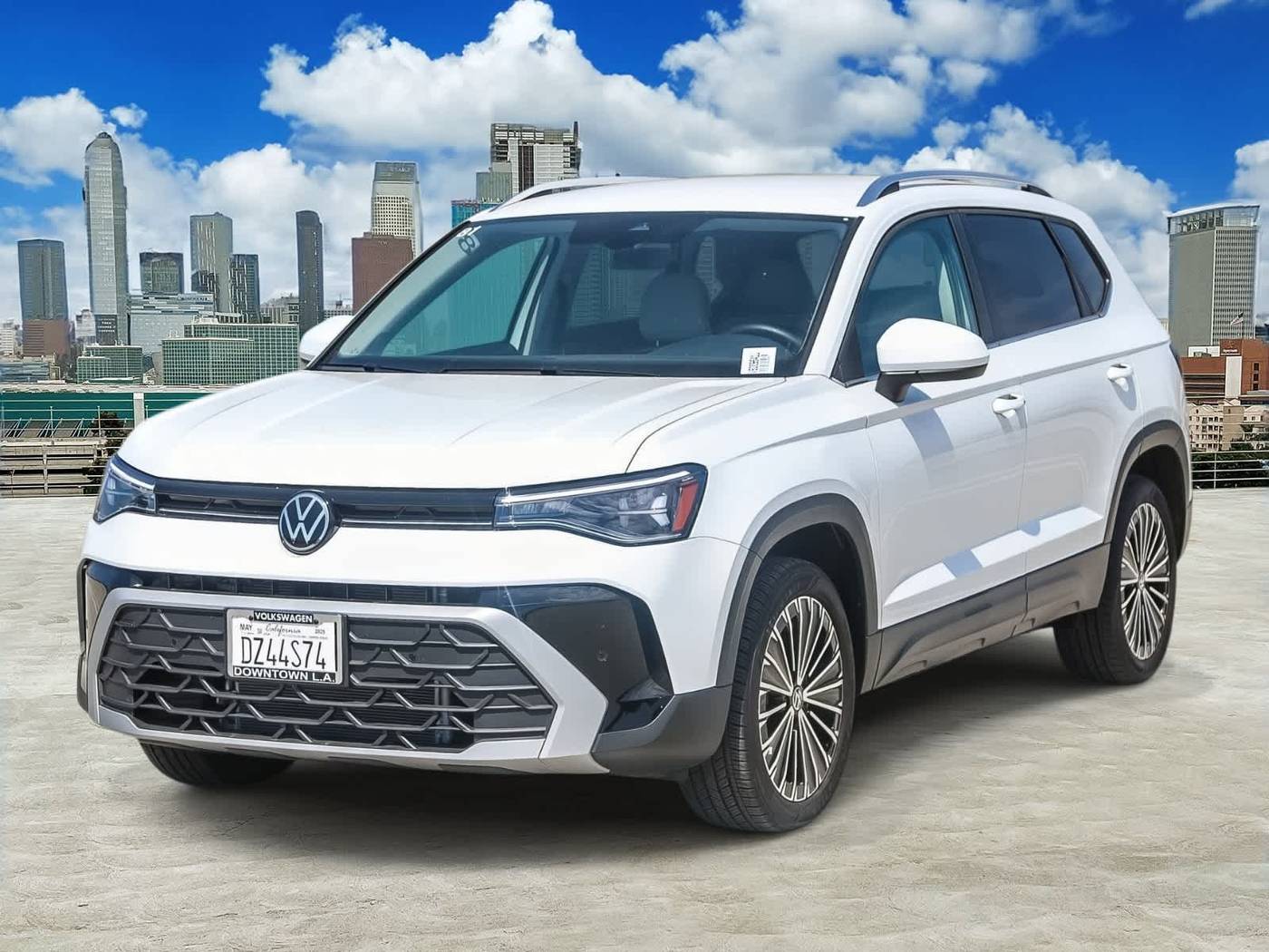2025 Volkswagen Taos SE — SUV — 3,448 mi — Los Angeles, CA