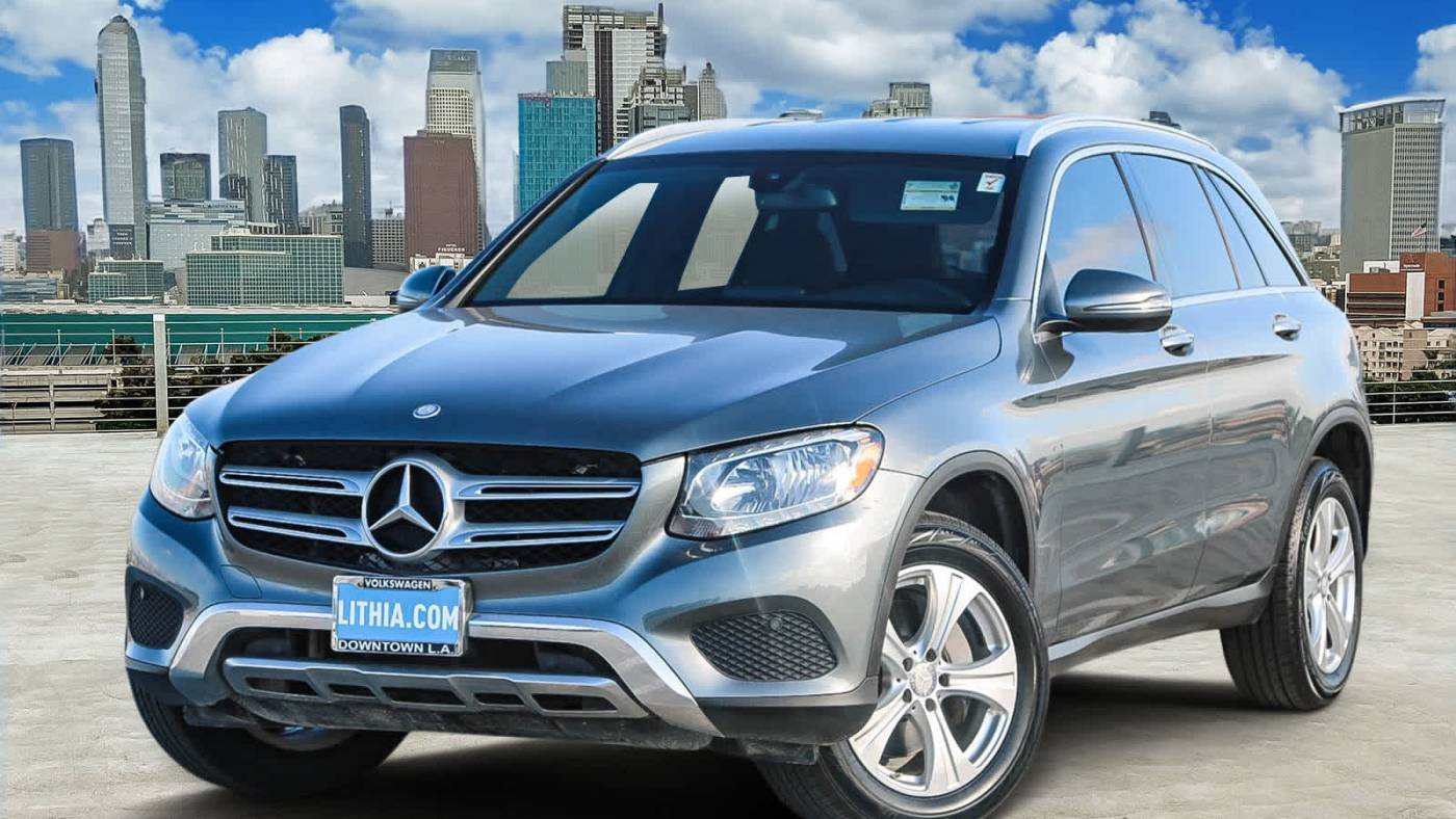 2017 Mercedes-Benz GLC GLC 300 — SUV — 58,277 mi — Los Angeles, CA