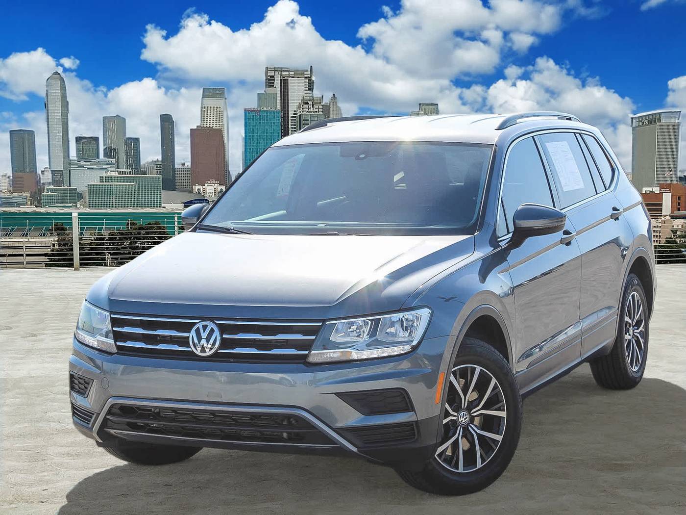 2019 Volkswagen Tiguan SE — SUV — 52,237 mi — Los Angeles, CA